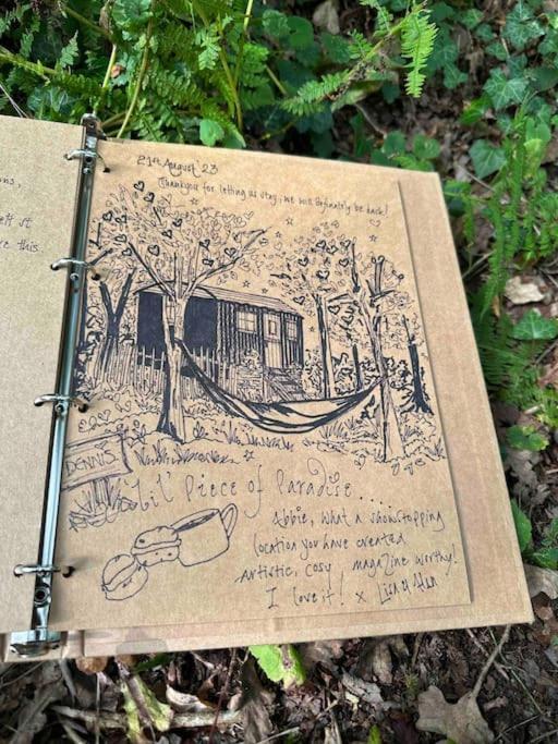 Cornwall Woodland Shepherd'S Hut Deirdres Hut Bodmin Exteriör bild
